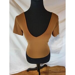 Lululemon Size 2 Align Crpped Short Sleeve Top Size 2